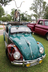 cars - 1964 VW Bug-front-b